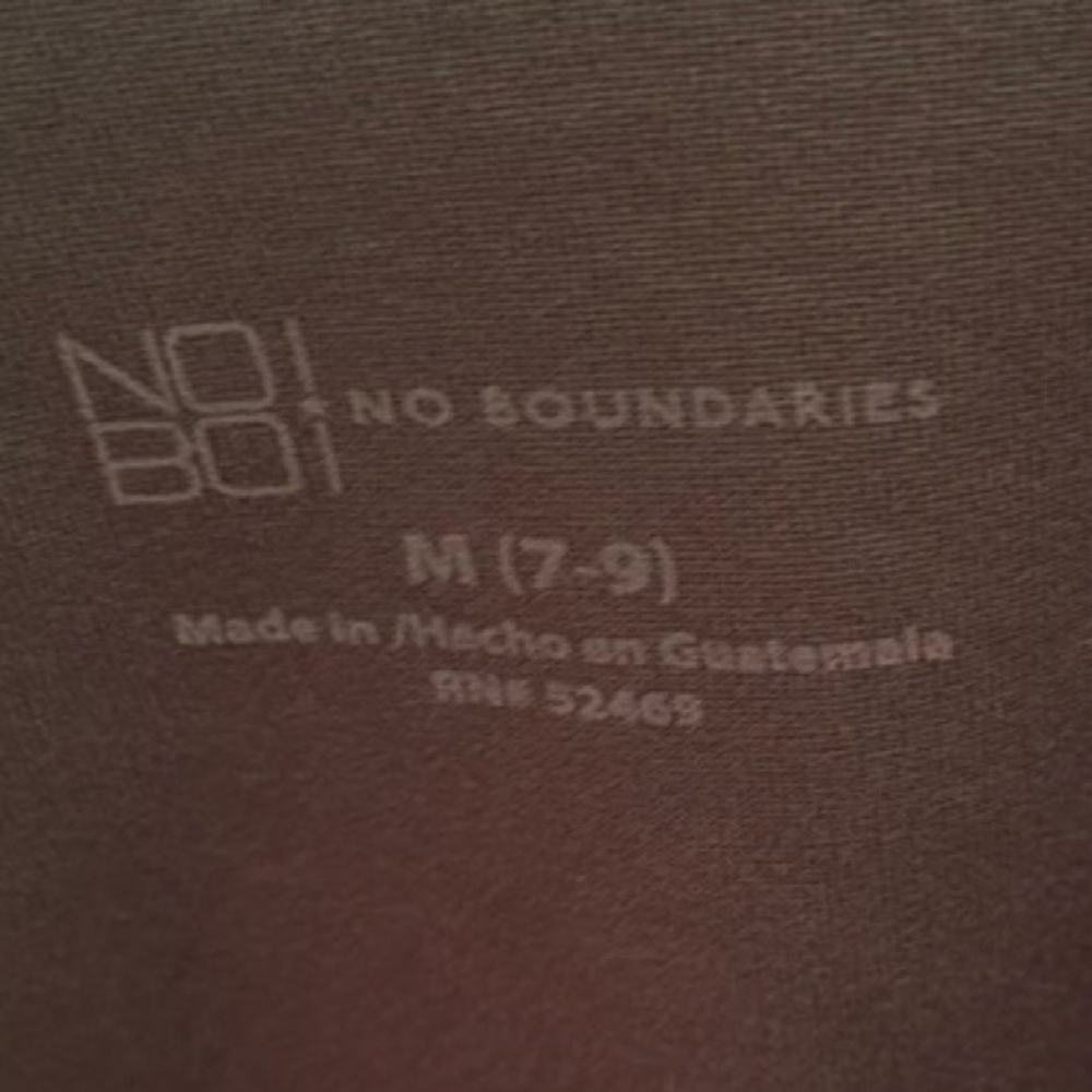 BUNDLE: NO BOUNDARIES TANK MEDIUM & LUCKY BRAND CAMO SHORT SLEEVE BLUE SMALL - Picture 4 of 9